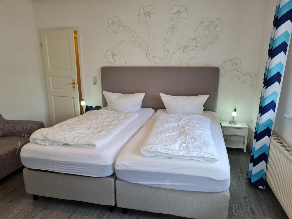 Reethaeuser Auf Ruegen Middelhagen Phòng bức ảnh