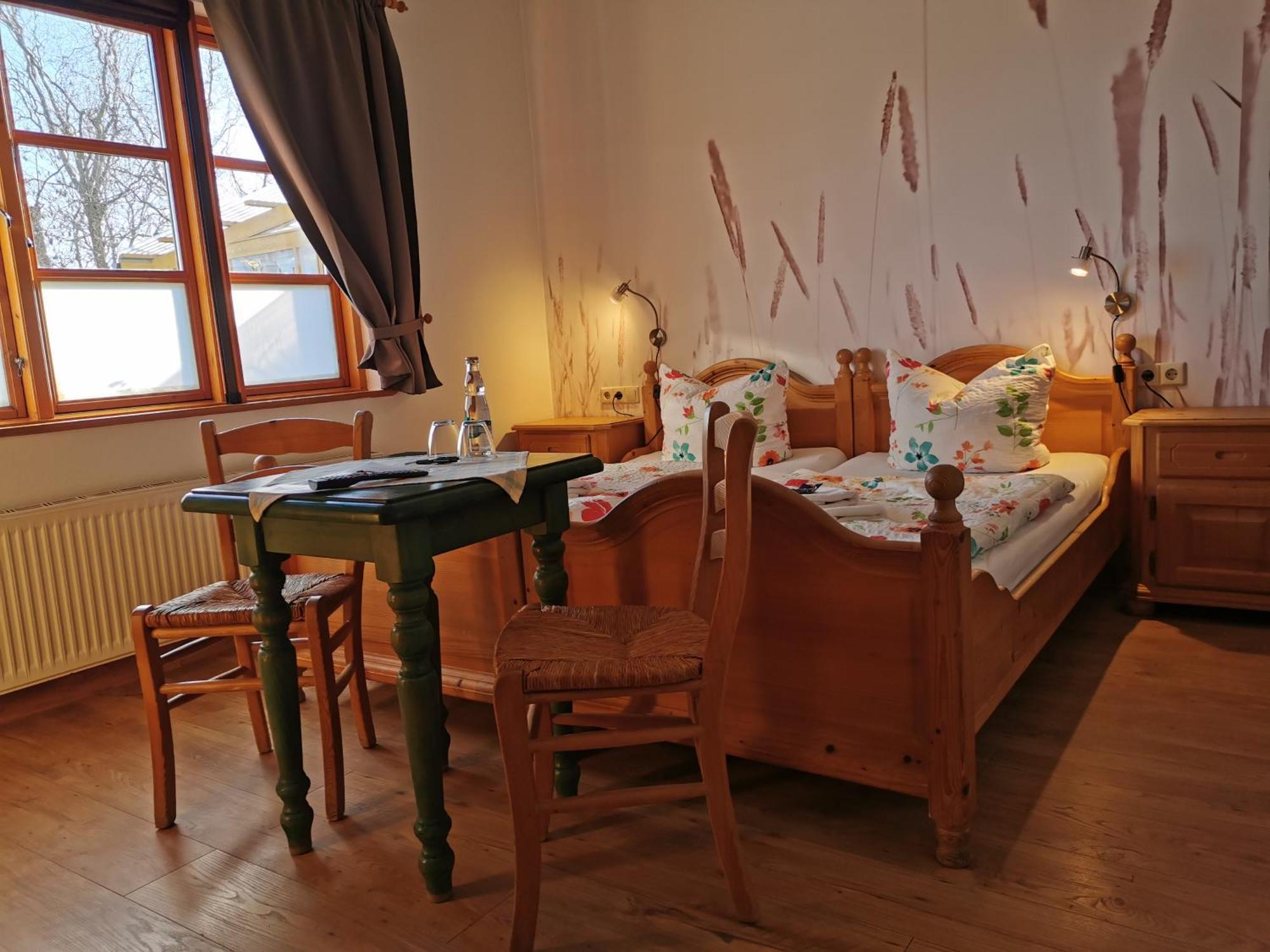Reethaeuser Auf Ruegen Middelhagen Phòng bức ảnh