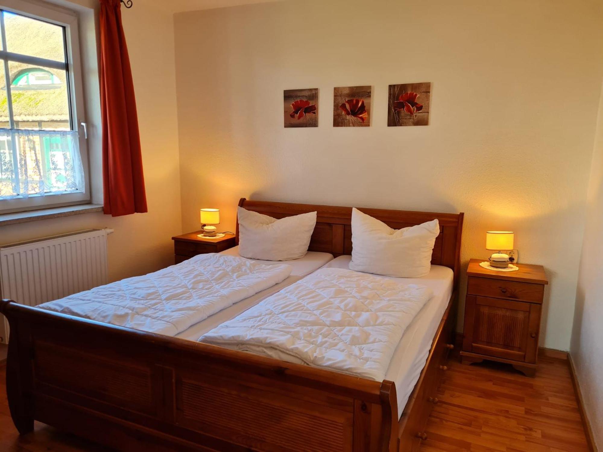 Reethaeuser Auf Ruegen Middelhagen Phòng bức ảnh